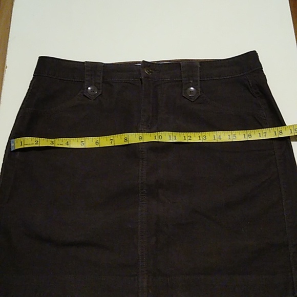 Corduroy skirt in deep rich brown color, great condition - Picture 5 of 7